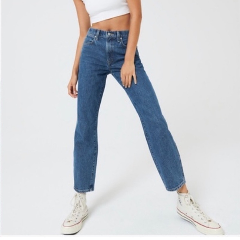Aritzia Sunday Best Straight Leg Crop Jeans Blue Sz 6